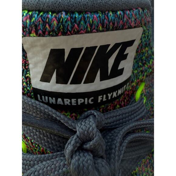 Nike Womens Lunrepic Low Flyknit 2 Gray Running Shoes Size 8 - Picture 2 of 8